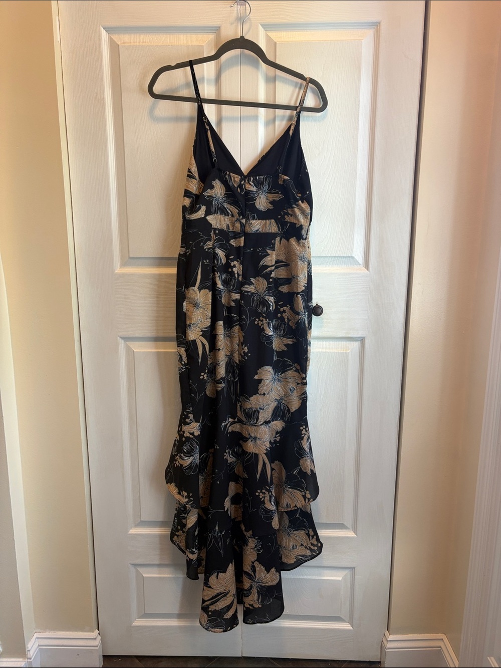 Lulu's Black Maxi Dress with Gold Floral Print - Picture 4 of 8